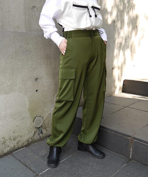 SUPERTHANKS（スーパーサンクス）の「カーゴポケットパンツ（その他パンツ・レディース・グリーン/ネイビー・SMALL/MEDIUM）」の2枚目の写真
