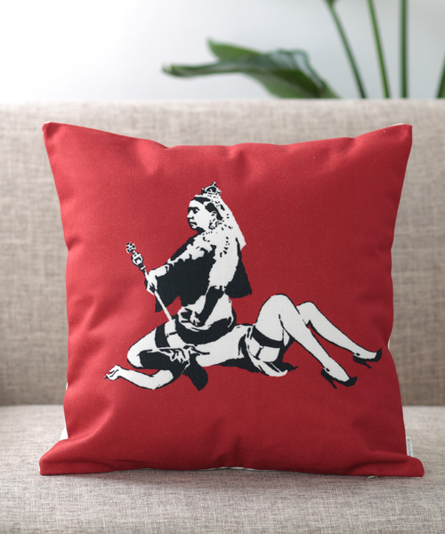 Jubilee（ジュビリー）の「バンクシーアート クッションカバー（クッション/クッションカバー・レディース・レッド/グリーン/ブラック/ブラック×ブルー/ベージュ/ホワイト×ピンク/グレー/ホワイト/ホワイト×ブラック/グレー系その他/グレー系その他2/グレー系その他3/アニマル/ブラック系その他/グレー系その他4/ホワイト系その他/ホワイト系その他2/ホワイト系その他3/ホワイト系その他4・FREE）」の18枚目の写真