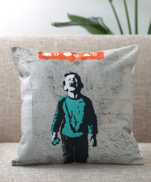 Jubilee（ジュビリー）の「バンクシーアート クッションカバー（クッション/クッションカバー・レディース・レッド/グリーン/ブラック/ブラック×ブルー/ベージュ/ホワイト×ピンク/グレー/ホワイト/ホワイト×ブラック/グレー系その他/グレー系その他2/グレー系その他3/アニマル/ブラック系その他/グレー系その他4/ホワイト系その他/ホワイト系その他2/ホワイト系その他3/ホワイト系その他4・FREE）」の13枚目の写真