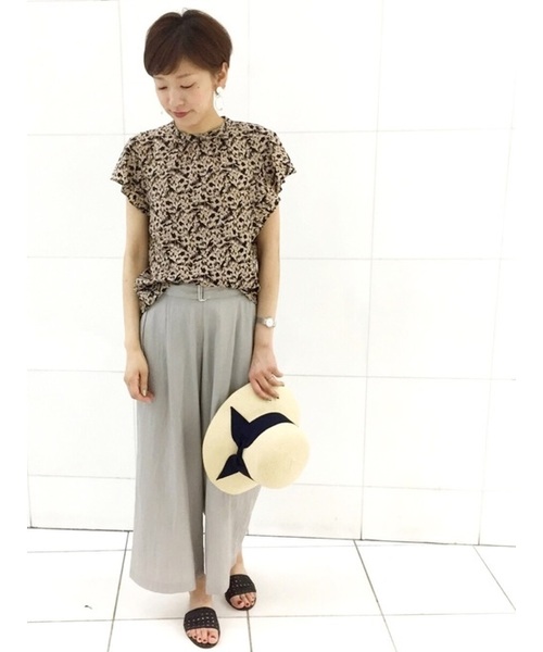 YECCA VECCA（イェッカヴェッカ）の「・ベルト付きイージタックパンツ3（その他パンツ・レディース・グレー・FREE）」の11枚目の写真