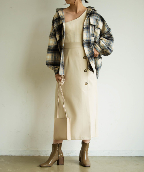 Aunt Marie's(アントマリーズ)の「AUNT MARIE'S カップ付きワンショルリブタンク(タンクトップ・レディース・ホワイト/ブラック/ブラウン・FREE)」の8枚目の写真