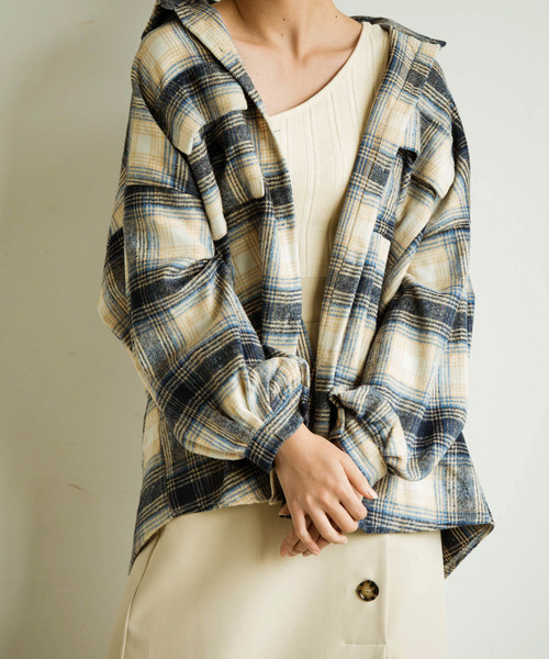 Aunt Marie's(アントマリーズ)の「AUNT MARIE'S カップ付きワンショルリブタンク(タンクトップ・レディース・ホワイト/ブラック/ブラウン・FREE)」の9枚目の写真