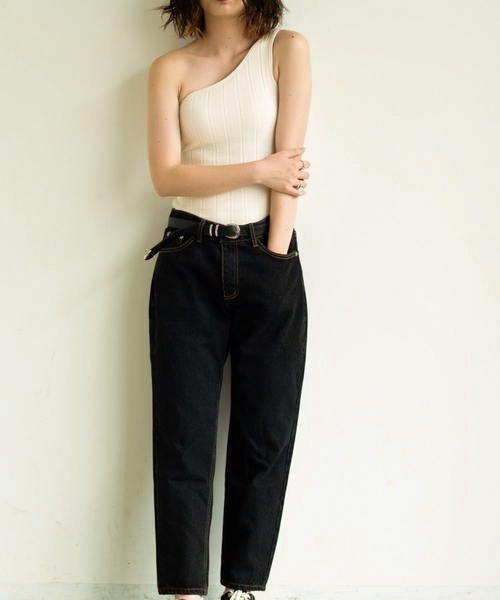 Aunt Marie's(アントマリーズ)の「AUNT MARIE'S カップ付きワンショルリブタンク(タンクトップ・レディース・ホワイト/ブラック/ブラウン・FREE)」の17枚目の写真