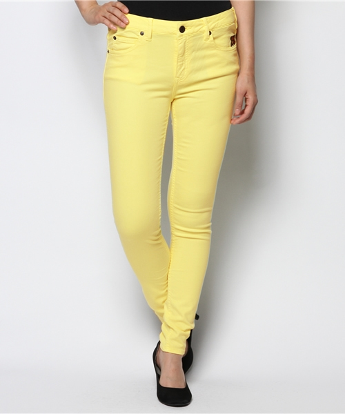 HYSTERIC GLAMOUR（ヒステリックグラマー）の「HYSTERIC BEAR刺繍 スリムPT（その他パンツ・レディース・ホワイト/イエロー/ブルー/ブラック・XX-SMALL/X-SMALL/SMALL/MEDIUM）」の4枚目の写真