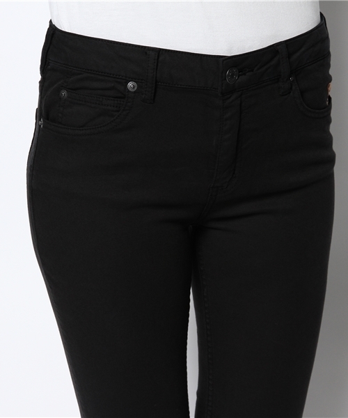 HYSTERIC GLAMOUR（ヒステリックグラマー）の「HYSTERIC BEAR刺繍 スリムPT（その他パンツ・レディース・ホワイト/イエロー/ブルー/ブラック・XX-SMALL/X-SMALL/SMALL/MEDIUM）」の5枚目の写真