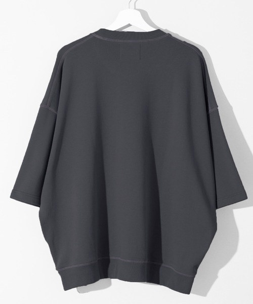anown（アノン）の「ドルマンスリーブステッチ裏毛ビッグ半袖スウェット【ファッションインフルエンサー tai×anown 限定コラボ】（Tシャツ/カットソー・メンズ・ホワイト/ブラック/モカ/ライトブルー/パープル/チャコールグレー/ミント/アッシュグレー/ラベンダー/チョコ/ライトグレー/グレイッシュブルー・M/L/S）」の20枚目の写真