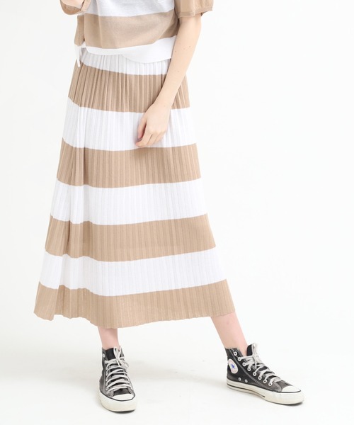 RNA（アールエヌエー）の「K2492 ボーダーシアーニットスカート（スカート・レディース・レッド/ベージュ/ブルー・MEDIUM）」の16枚目の写真