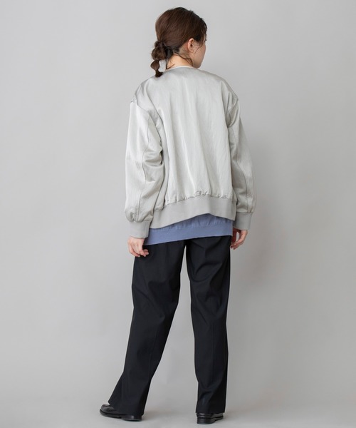 Munich（ミューニック）の「ヴィスコースへビーサテンノーカラーブルゾン（ブルゾン・レディース・ライトグレー/ブラック/スモークピンク/ライトグリーン・S/XS）」の17枚目の写真