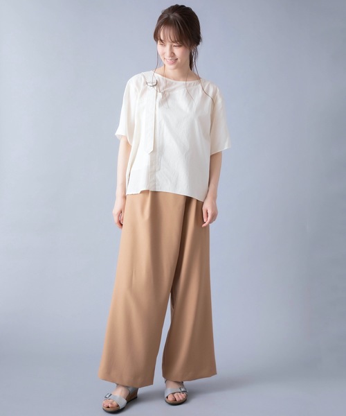 La SRIC（ラスリック）の「La SRIC/ワンショルダードッキングブラウス（シャツ/ブラウス・レディース・ブラック/アイボリー・38）」の5枚目の写真