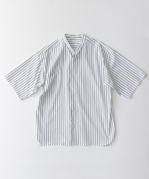 ADAM ET ROPE'（アダムエロペ）の「〈WEB・一部店舗限定〉ドロップショルダー バンドカラーシャツ（シャツ/ブラウス・メンズ・ホワイト/ダークブラウン/ブルー系その他/キナリ・M/L）」の15枚目の写真