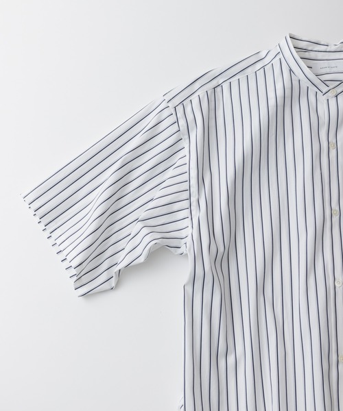 ADAM ET ROPE'（アダムエロペ）の「〈WEB・一部店舗限定〉ドロップショルダー バンドカラーシャツ（シャツ/ブラウス・メンズ・ホワイト/ダークブラウン/ブルー系その他/キナリ・M/L）」の11枚目の写真