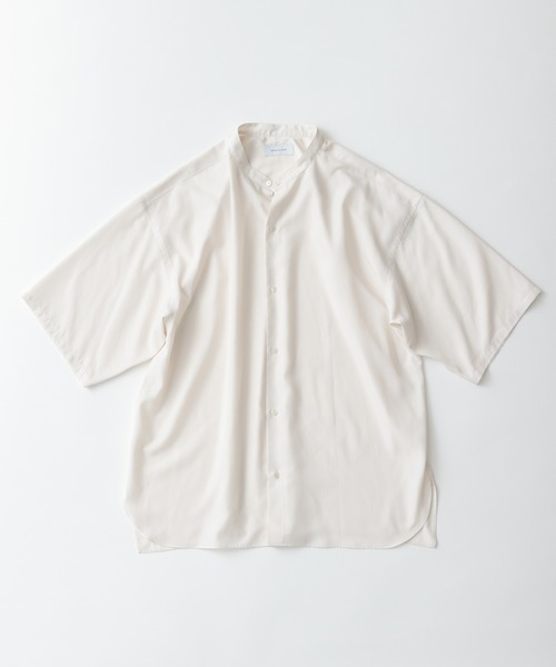 ADAM ET ROPE'（アダムエロペ）の「〈WEB・一部店舗限定〉ドロップショルダー バンドカラーシャツ（シャツ/ブラウス・メンズ・ホワイト/ダークブラウン/ブルー系その他/キナリ・M/L）」の16枚目の写真