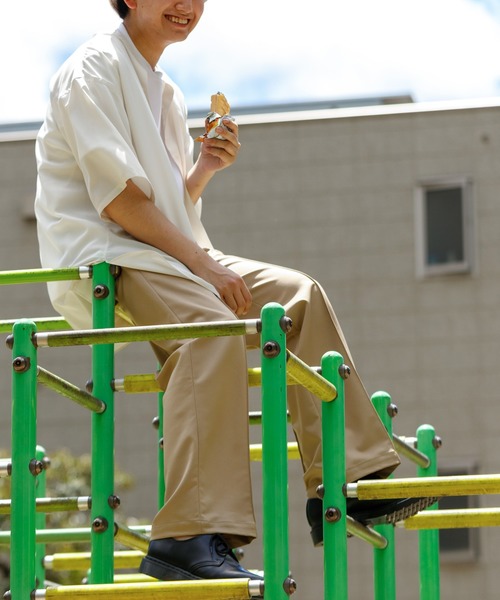 ADAM ET ROPE'（アダムエロペ）の「〈WEB・一部店舗限定〉ドロップショルダー バンドカラーシャツ（シャツ/ブラウス・メンズ・ホワイト/ダークブラウン/ブルー系その他/キナリ・M/L）」の22枚目の写真