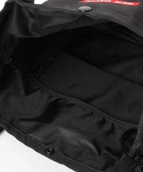 BEN DAVIS(ベンデイビス)の「《BEN DAVIS》TRAVEL TOTE L(トートバッグ・メンズ・ブラック×ブラック/ブラック×レッド/ブラック×パープル・FREE)」の4枚目の写真