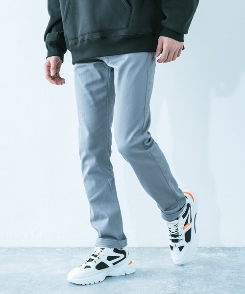Ressaca(レサーカ)の「ストレッチツイル スリムフィットテーパードパンツ(チノパンツ・メンズ・ブラック/ベージュ/ブラウン/グレー/ネイビー/ブルー/アイボリー/モカ/オリーブ/チャコール/ワイン・S/M/L/XL)」の4枚目の写真
