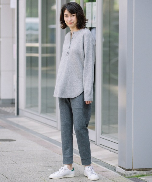 Munich（ミューニック）の「ラクーンウールサーマルニットラウンドヘムプルオーバー（ニット/セーター・レディース・ブラック/ベージュ/グレー・FREE）」の13枚目の写真