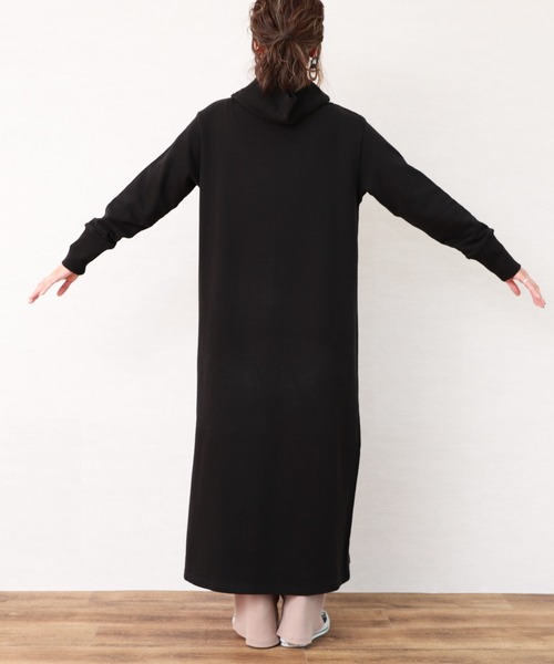 reca(レカ)の「裏毛重ね襟パーカーワンピース(ワンピース・レディース・ブラック/オートミール/杢グレー・ONE SIZE)」の18枚目の写真