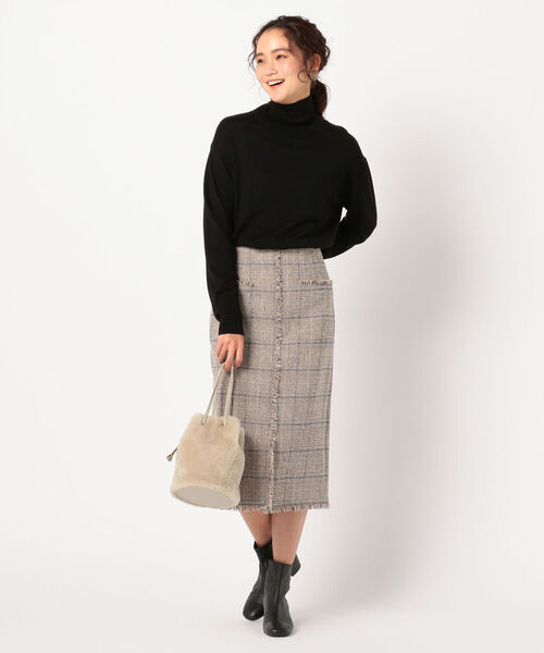 NOLLEY’S(ノーリーズ)の「ピリング防止ウールプルオーバーニット(ニット/セーター・レディース・ブラック/オフホワイト/イエロー/ピンク/ベージュ・38)」の19枚目の写真