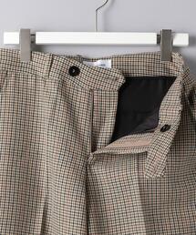 ERNEST W. BAKER（アーネストダブルベーカー）の「＜ERNEST W.BAKER