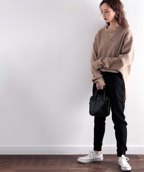 classicalelf(クラシカルエルフ)の「柔らか凹凸ワッフルがやみつきになる。大人感漂う万能トップス。(Tシャツ/カットソー・レディース・ホワイト/ベージュ/ブラック/モカ・LARGE/MEDIUM/X-LARGE)」の22枚目の写真