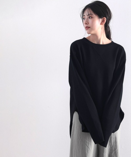 classicalelf(クラシカルエルフ)の「柔らか凹凸ワッフルがやみつきになる。大人感漂う万能トップス。(Tシャツ/カットソー・レディース・ホワイト/ベージュ/ブラック/モカ・LARGE/MEDIUM/X-LARGE)」の10枚目の写真