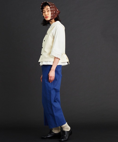 Malle（マル）の「malle コットン/シルクウェザー2wayベスト（ベスト・レディース・ブラック/キナリ・FREE）」の6枚目の写真