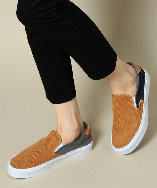BEAUTY&YOUTH UNITED ARROWS（ビューティーアンドユースユナイテッドアローズ）の「BY VANS コーデュロイ スリッポン（スニーカー・レディース・ブラウン・5/5h/4h/6）」の8枚目の写真