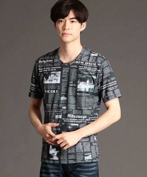 HIDEAWAYS NICOLE（ハイダウェイニコル）の「ニュースペーパープリントＴシャツ（Tシャツ/カットソー・メンズ・ブラック/その他1/ホワイト/その他2・X-LARGE/MEDIUM/LARGE）」の3枚目の写真