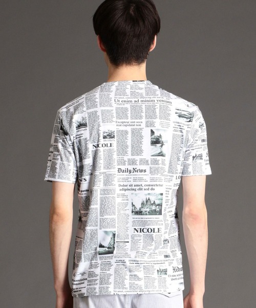 HIDEAWAYS NICOLE（ハイダウェイニコル）の「ニュースペーパープリントＴシャツ（Tシャツ/カットソー・メンズ・ブラック/その他1/ホワイト/その他2・X-LARGE/MEDIUM/LARGE）」の8枚目の写真