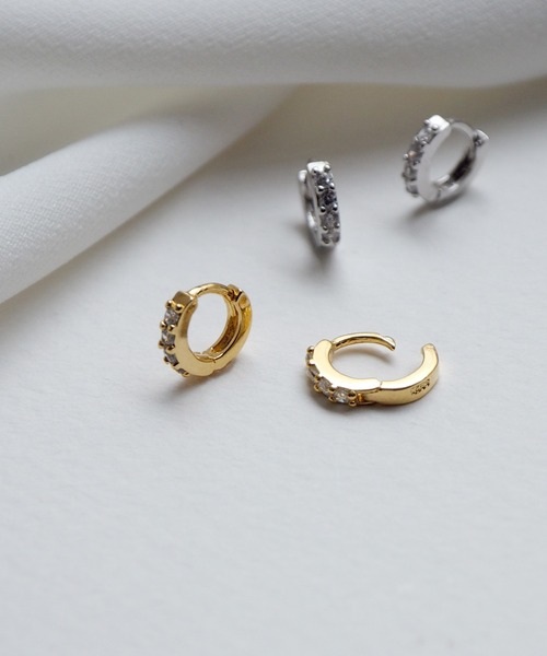 Jenny BY IMMANOEL（ジェニーバイイマノエル）の「silver925　キュービックジルコニアミニラップピアス（ピアス（両耳用）・レディース・ゴールド/シルバー・FREE）」の11枚目の写真