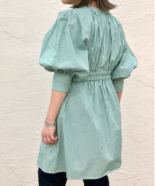 CIAOPANIC（チャオパニック）の「袖ボリュームチュニック/ボリューム袖（シャツ/ブラウス・レディース・オフホワイト/グリーン/ネイビー・FREE）」の11枚目の写真