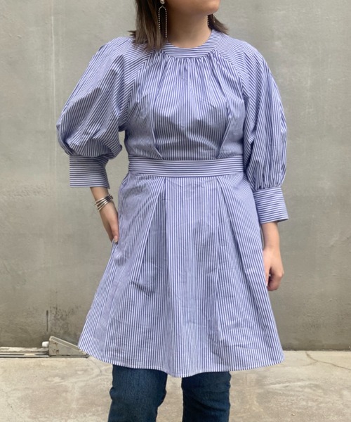 CIAOPANIC（チャオパニック）の「袖ボリュームチュニック/ボリューム袖（シャツ/ブラウス・レディース・オフホワイト/グリーン/ネイビー・FREE）」の16枚目の写真