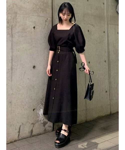 MURUA（ムルーア）の「ボリュームスリーブロングワンピース（ワンピース・レディース・ブラック/アイボリー/ブルー/ベージュ・FREE）」の5枚目の写真