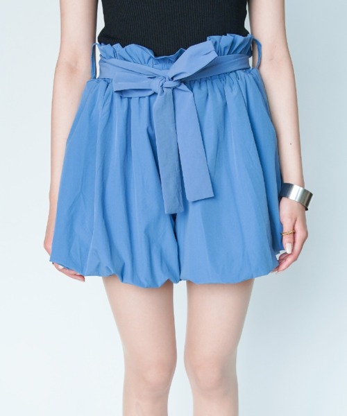 yuue' ( wear )(ユーイ)の「ミニフレアバルーンパンツ / かぼちゃパンツ(その他パンツ・レディース・ホワイト/ブラック/ブルー・FREE)」の2枚目の写真