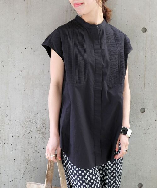 SHIPS any（シップス エニィ）の「SHIPS any: ピンタック ロングシャツ〈ウォッシャブル〉（シャツ/ブラウス・レディース・ホワイト/ブラック/ブラウン・ONE SIZE）」の3枚目の写真