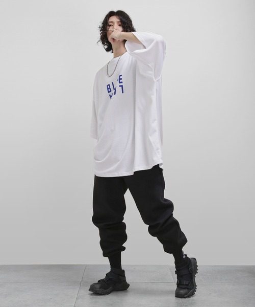 minsobi（ミンソビ）の「ビッグシルエットプリントトップス（Tシャツ/カットソー・メンズ・ホワイト/ブラック・FREE）」の5枚目の写真