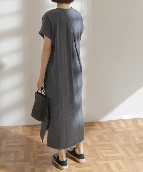 FORK&SPOON（フォークアンドスプーン）の「FORK&SPOON　ランダムヘリンボーンキーネックワンピース（ワンピース・レディース・ブラック/カーキ/ブルー系その他・ONE）」の14枚目の写真