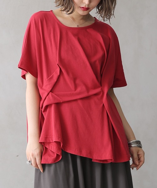 osharewalker（オシャレウォーカー）の「【廃盤】『立体タックデザインTシャツ』（Tシャツ/カットソー・レディース・ブラック/ネイビー/レッド/オフホワイト・FREE）」の4枚目の写真