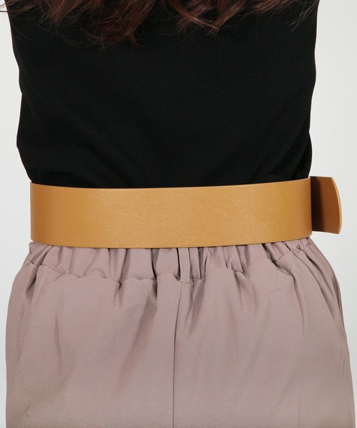 Julia Boutique（ジュリアブティック）の「マット調太ベルト/21163（ベルト・レディース・ホワイト/ライトベージュ/ブラック/キャメル・ONE）」の7枚目の写真