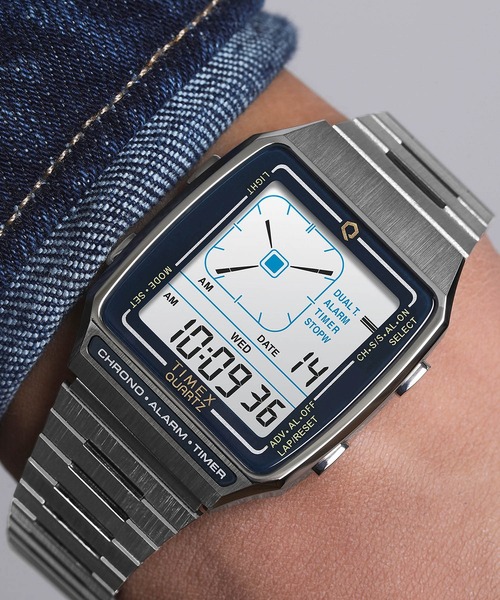 NANO universe（ナノユニバース）の「TIMEX/Q TIMEX Reissue Digital LCA（アナログ腕時計・メンズ・シルバー・FREE）」の6枚目の写真