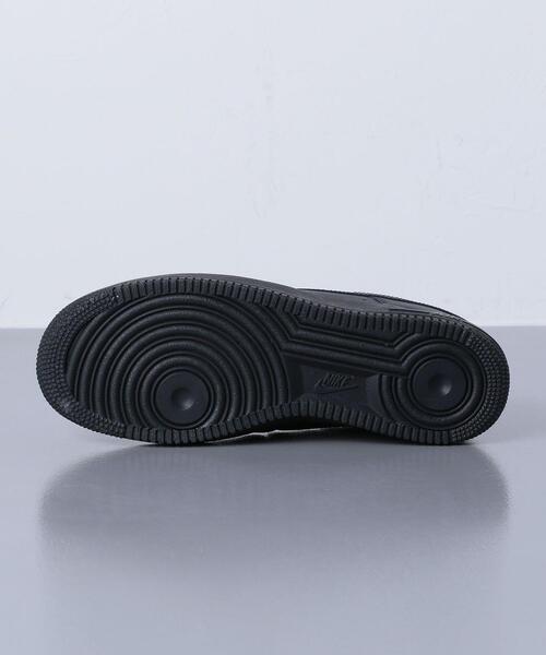 NIKE（ナイキ）の「＜NIKE（ナイキ）＞ AIR FORCE 1/エアフォース（スニーカー・メンズ・ホワイト/ブラック・26.5cm/27cm/27.5cm/28cm/28.5cm/29cm/30cm）」の3枚目の写真