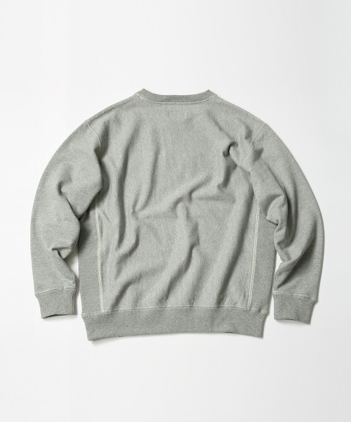MAGIC NUMBER（マジック ナンバー）の「【MAGIC NUMBER】MGNB COLLEGE CREW SWEAT（スウェット・メンズ・ヘザーグレー/杢グレー/グレー系その他/グレー×ホワイト・MEDIUM/LARGE/X-LARGE）」の5枚目の写真