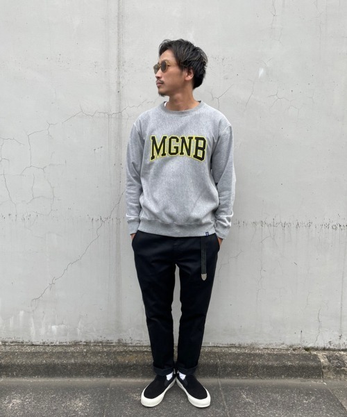 MAGIC NUMBER（マジック ナンバー）の「【MAGIC NUMBER】MGNB COLLEGE CREW SWEAT（スウェット・メンズ・ヘザーグレー/杢グレー/グレー系その他/グレー×ホワイト・MEDIUM/LARGE/X-LARGE）」の22枚目の写真