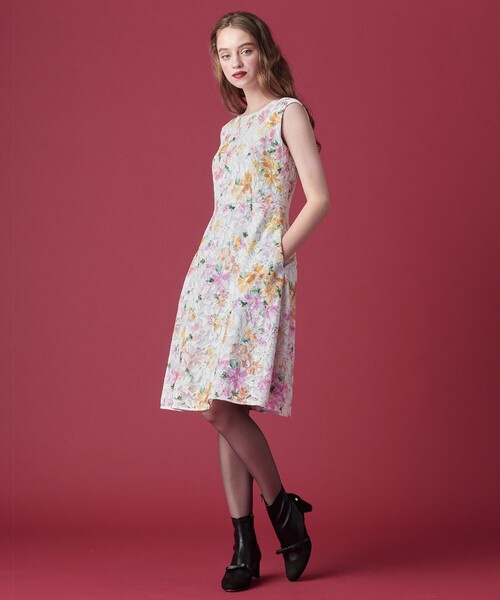 TOCCA(トッカ)の「MICHAELMAS DAISY ドレス(ワンピース・レディース・ライラック系7/ワイン系7・00/4/6/0/2)」の8枚目の写真