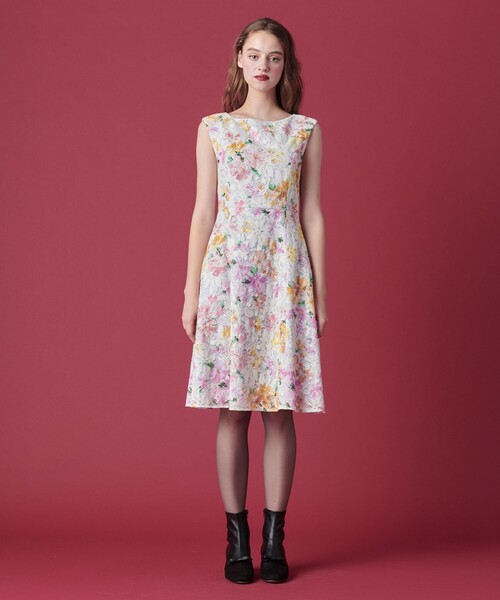 TOCCA(トッカ)の「MICHAELMAS DAISY ドレス(ワンピース・レディース・ライラック系7/ワイン系7・00/4/6/0/2)」の18枚目の写真