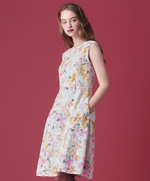 TOCCA(トッカ)の「MICHAELMAS DAISY ドレス(ワンピース・レディース・ライラック系7/ワイン系7・00/4/6/0/2)」の5枚目の写真