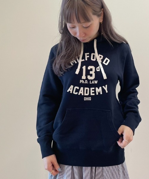 ALL ORDINARIES（オールオーディナリーズ）の「MILFORD裏毛ロゴプルパーカー（パーカー・レディース・杢グレー/ダークネイビー・4/3）」の2枚目の写真