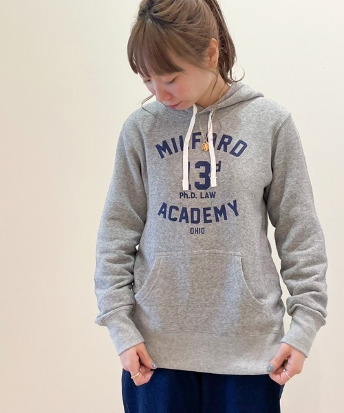 ALL ORDINARIES（オールオーディナリーズ）の「MILFORD裏毛ロゴプルパーカー（パーカー・レディース・杢グレー/ダークネイビー・4/3）」の5枚目の写真