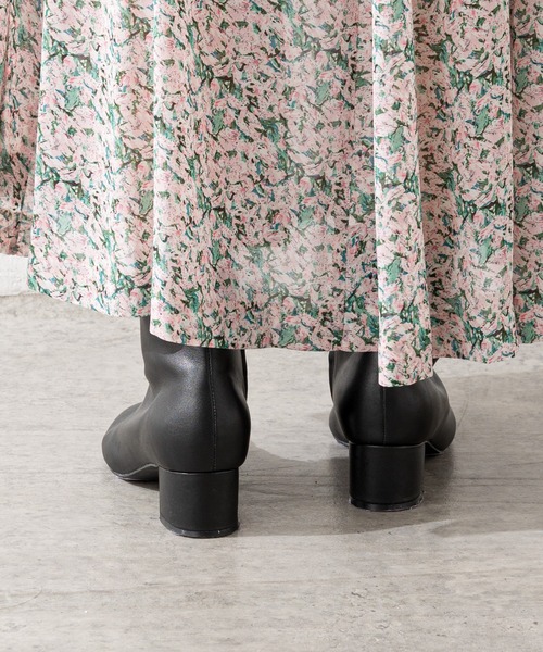 SHENERY（シーナリー）の「センターステッチショートブーツ（ブーツ・レディース・アイボリー/ブラック/ブラウン・36/37/38）」の17枚目の写真