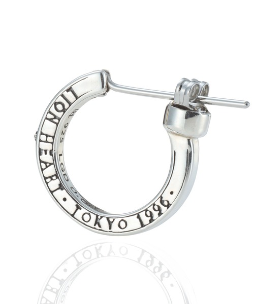 LION HEART(ライオンハート)の「LH for Gift クロッシングピアス/ELプレーンフープ/M SIZE/シルバー925(ピアス(片耳用)・メンズ・シルバー/シルバー×ブラック・ONE SIZE)」の12枚目の写真